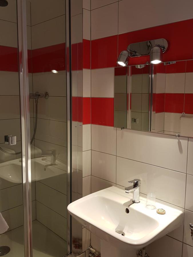 Come Inn Neufchâtel-en-Bray Extérieur photo