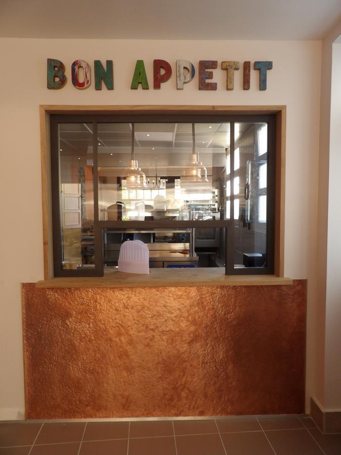 Come Inn Neufchâtel-en-Bray Extérieur photo